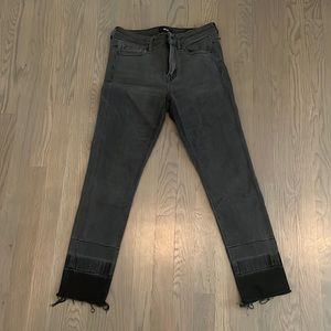 Vervet Distressed Black Jeans size 27